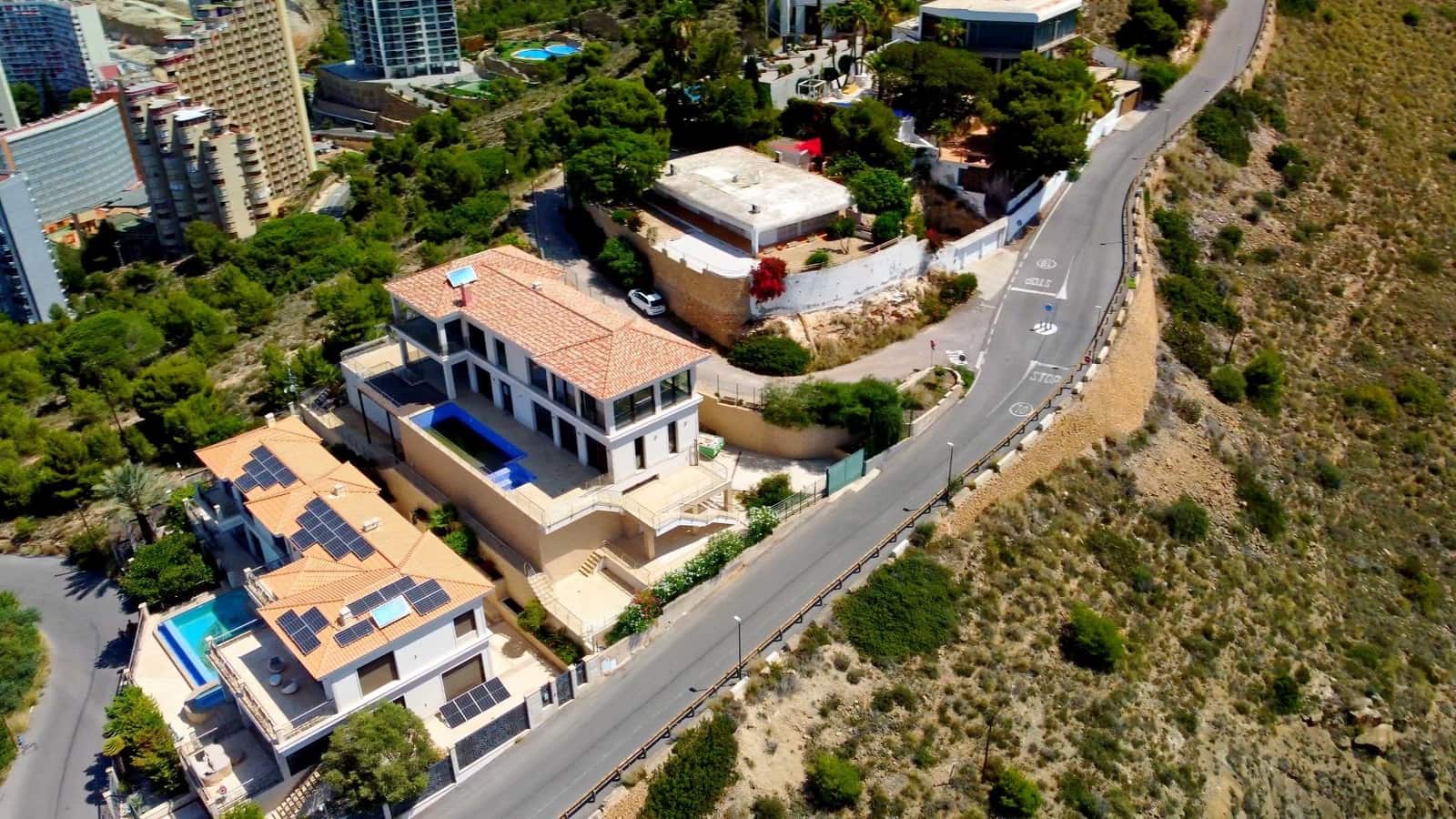 4 soverom Villa til salgs i Benidorm med svømmebasseng garasje - € 3 100 000 (Ref: 7682541)