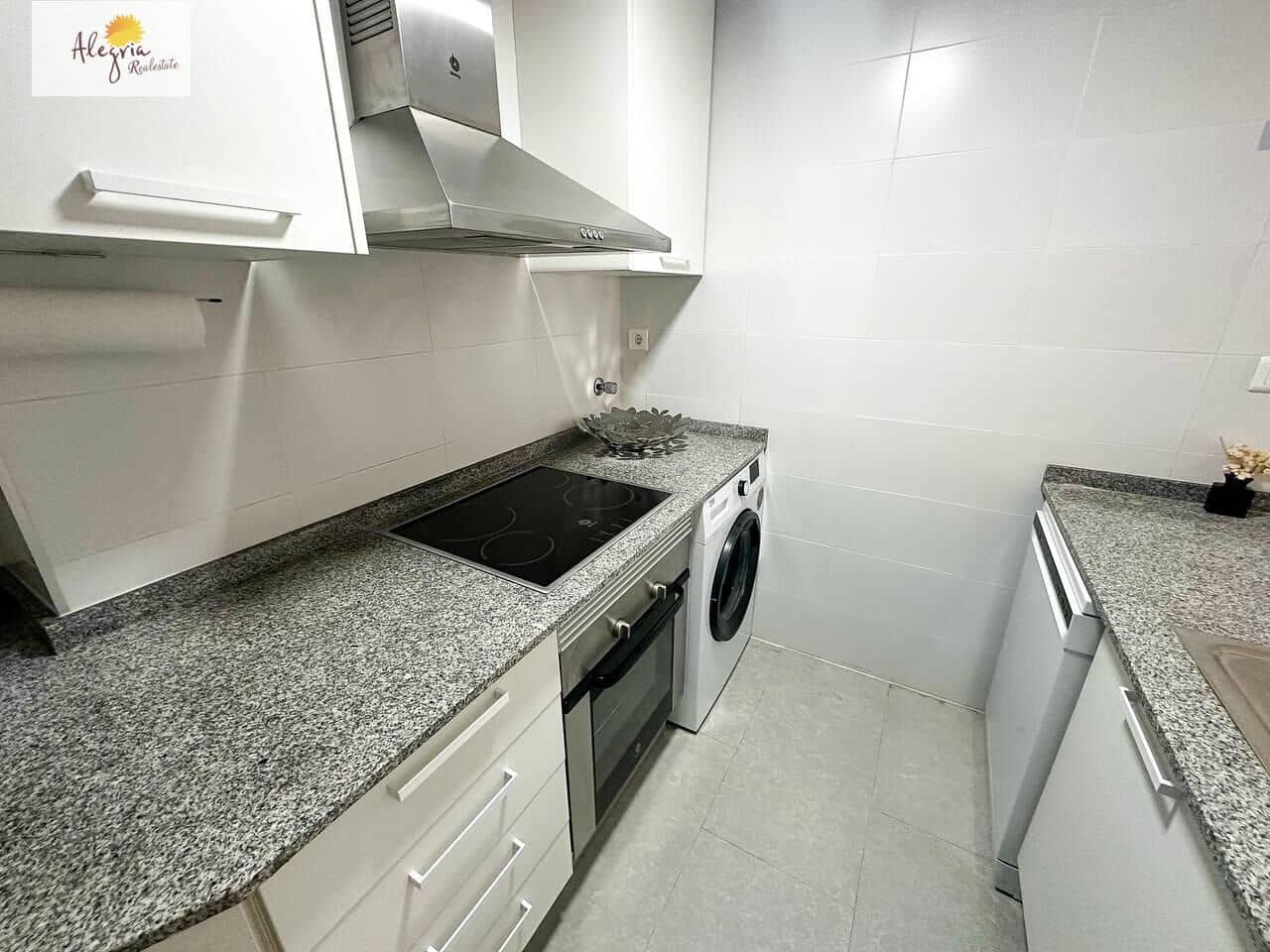 1 bedroom Apartment for rent in Mislata with garage - € 1,200 (Ref: 7689686)