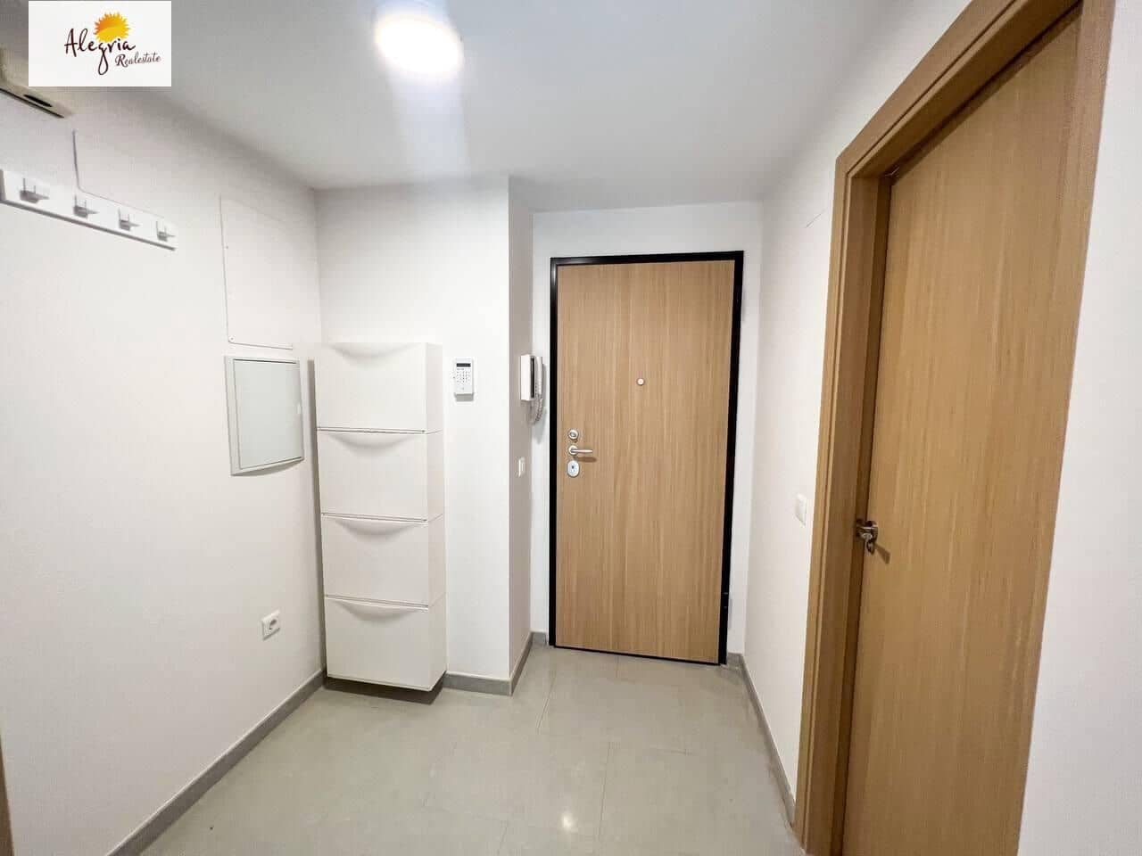 1 bedroom Apartment for rent in Mislata with garage - € 1,200 (Ref: 7689686)