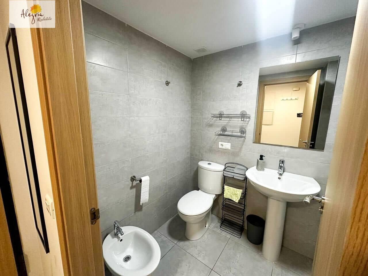 1 bedroom Apartment for rent in Mislata with garage - € 1,200 (Ref: 7689686)