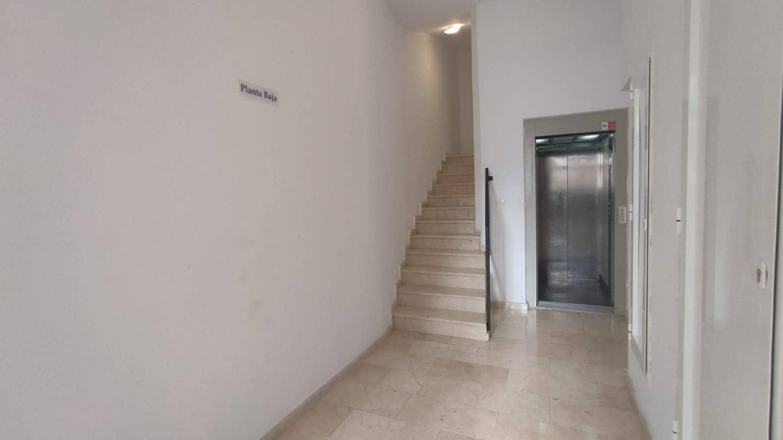 2 soverom Leilighet til salgs i Alicante by - € 260 000 (Ref: 7693757)
