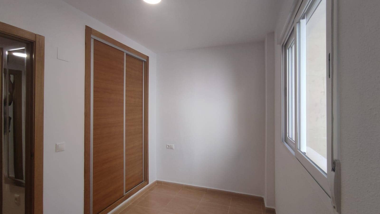 2 soverom Leilighet til salgs i Alicante by - € 260 000 (Ref: 7693757)