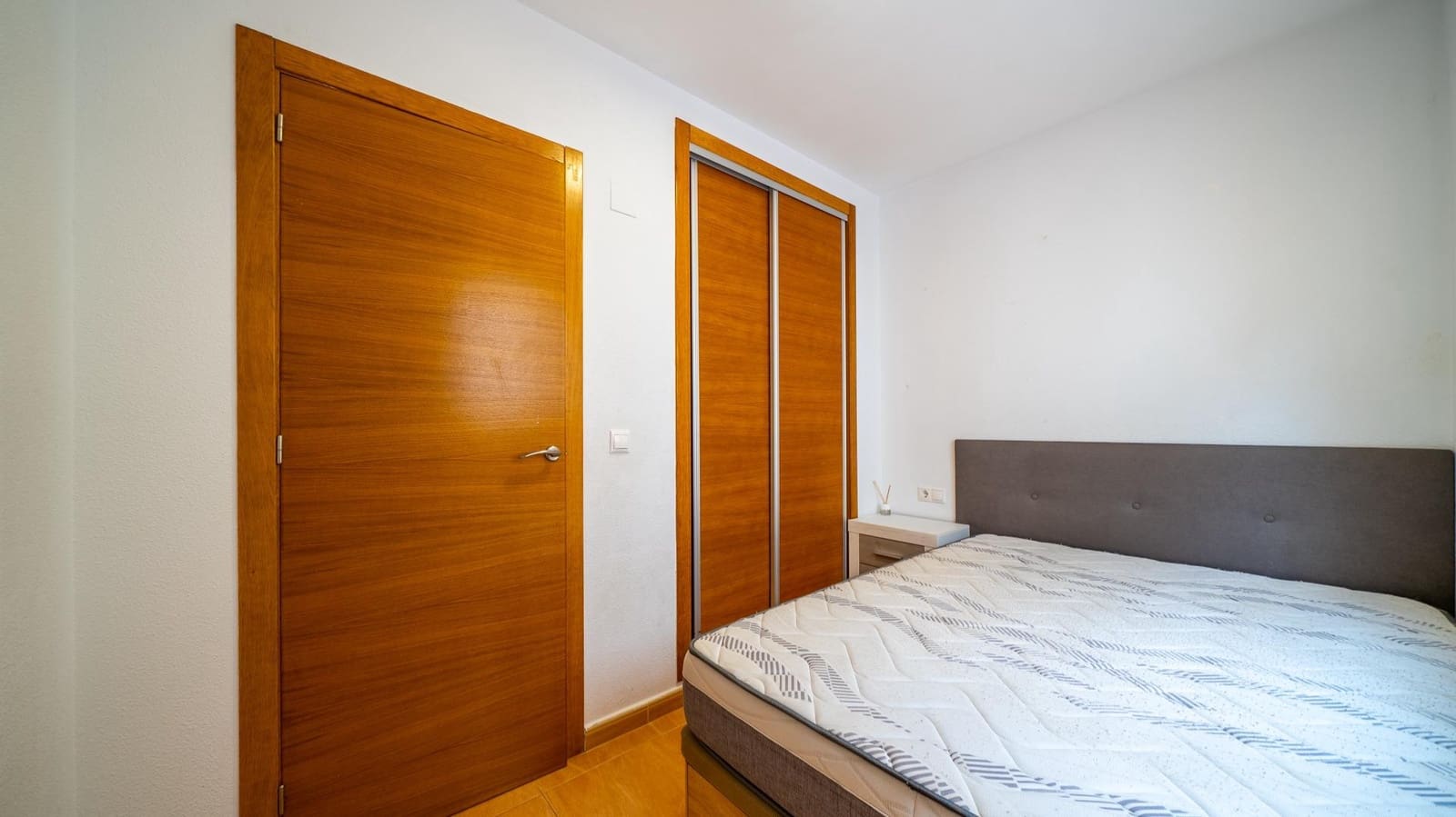 2 slaapkamer Appartement te koop in Alicante stad - € 249.000 (Ref: 7693757)