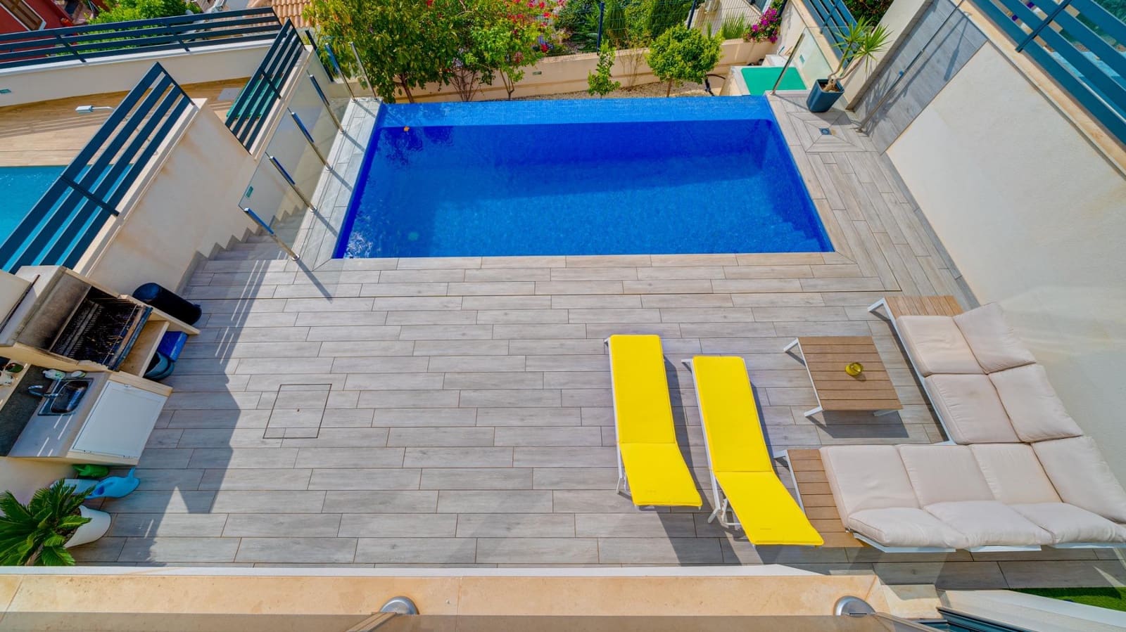 Chalet de 3 habitaciones en Finestrat en venta con piscina - 685.000 € (Ref: 7777335)