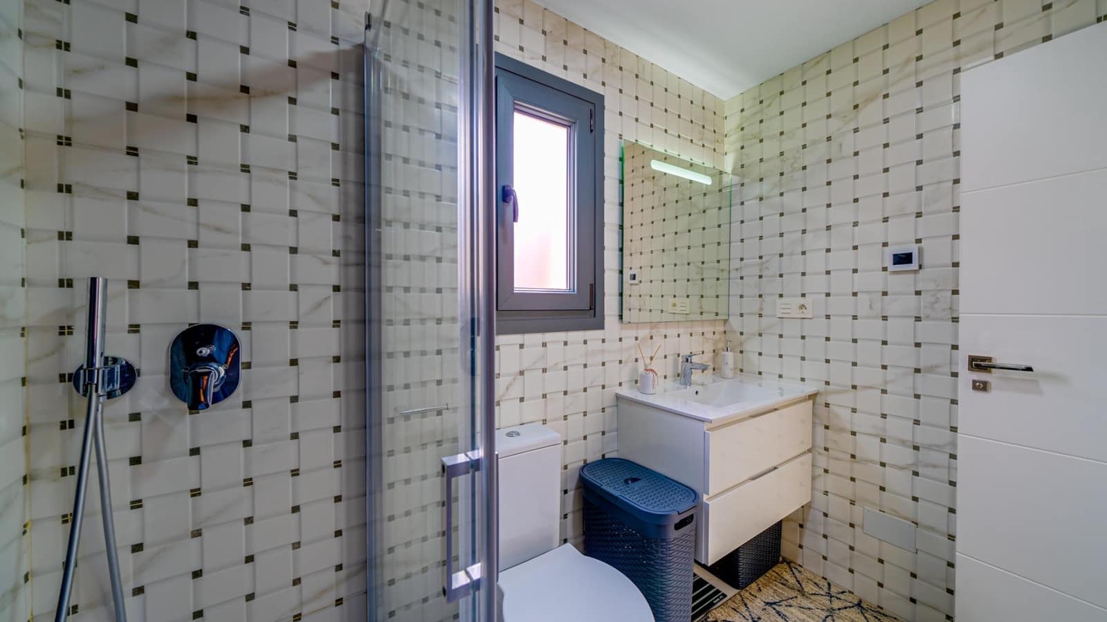 Chalet de 3 habitaciones en Finestrat en venta con piscina - 685.000 € (Ref: 7777335)