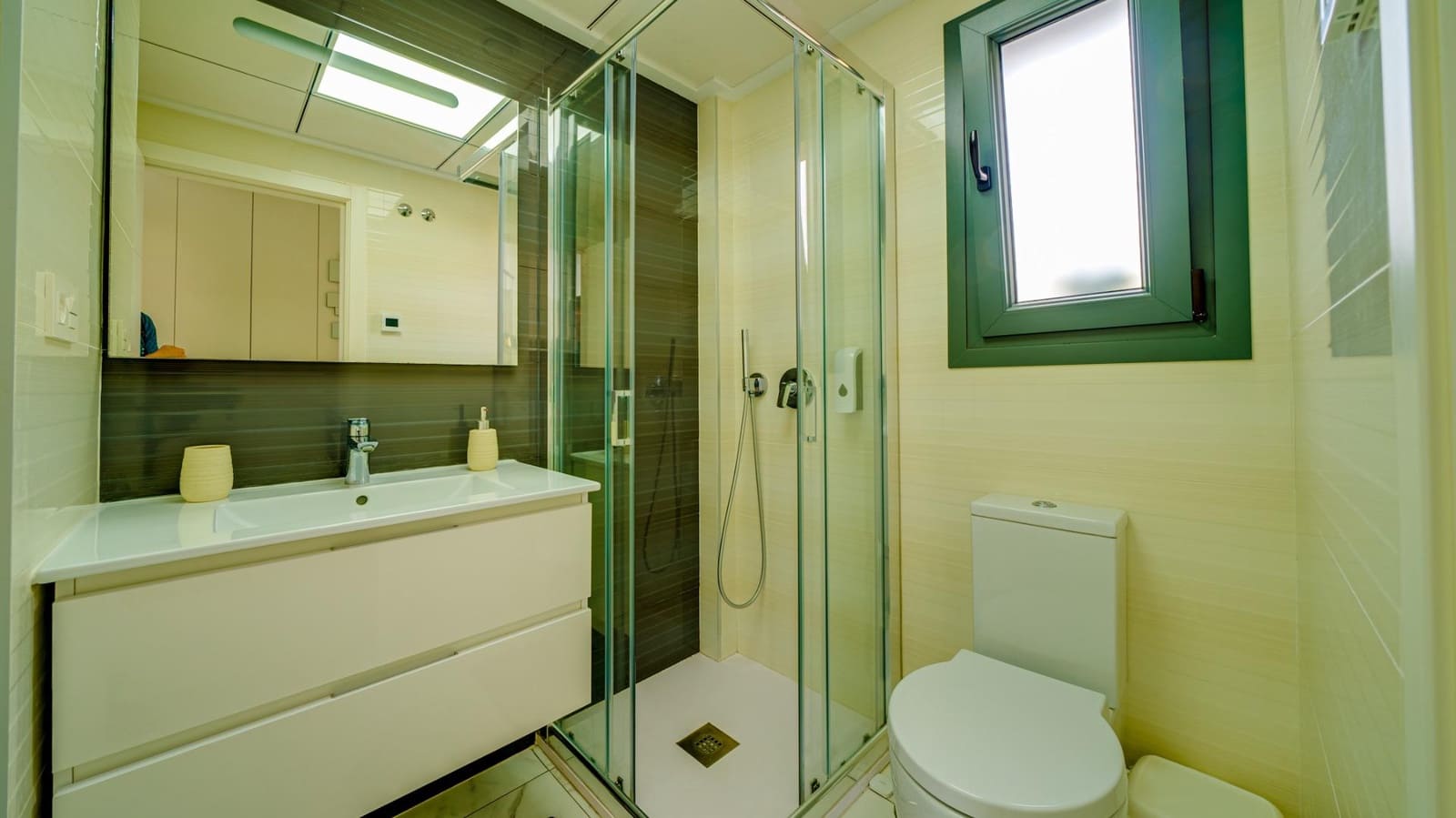 Chalet de 3 habitaciones en Finestrat en venta con piscina - 685.000 € (Ref: 7777335)