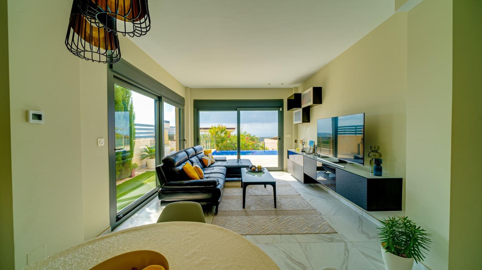 Chalet de 3 habitaciones en Finestrat en venta con piscina - 685.000 € (Ref: 7777335)