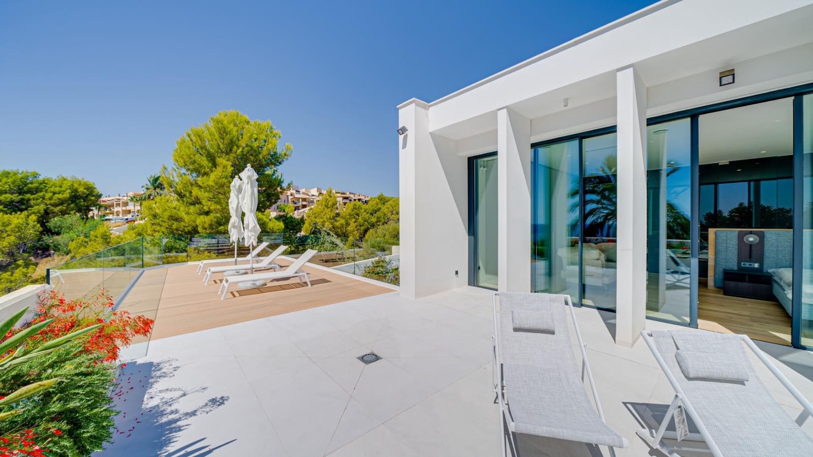 5 bedroom Villa for sale in Altea with pool garage - € 4,800,000 (Ref: 7778546)