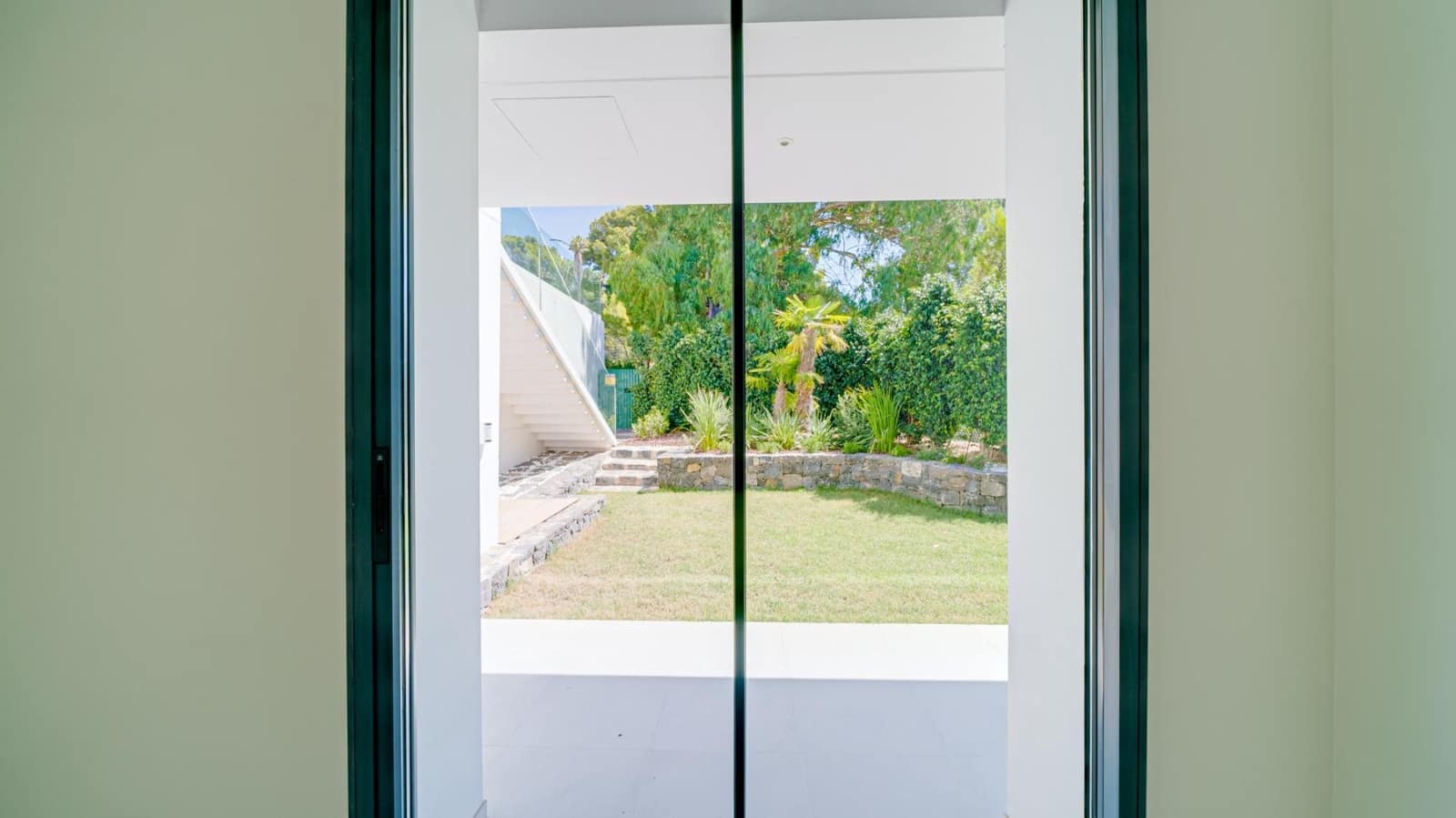 5 bedroom Villa for sale in Altea with pool garage - € 4,800,000 (Ref: 7778546)