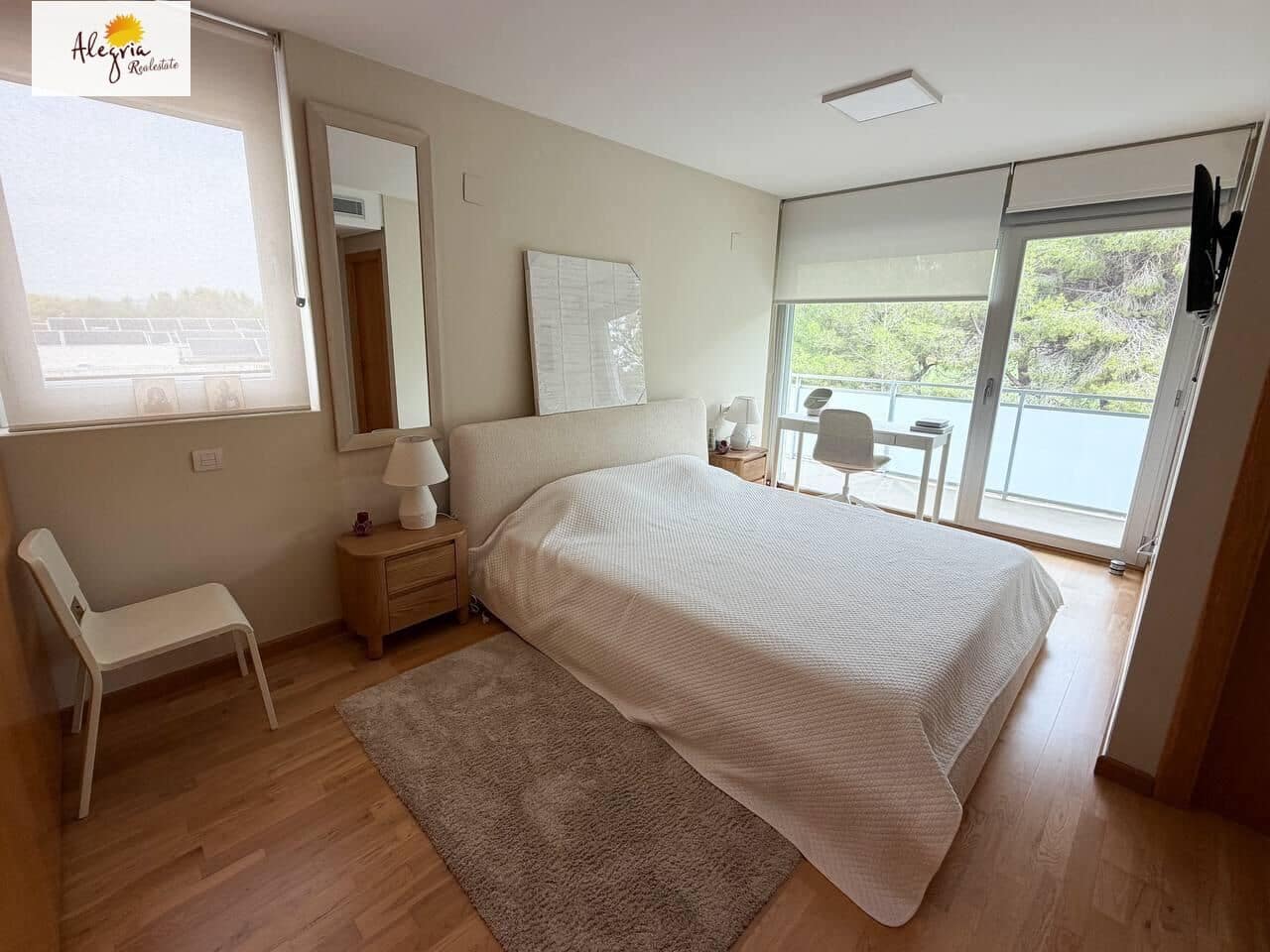 4 bedroom Villa for sale in Chiva with pool garage - € 459,000 (Ref: 7789941)