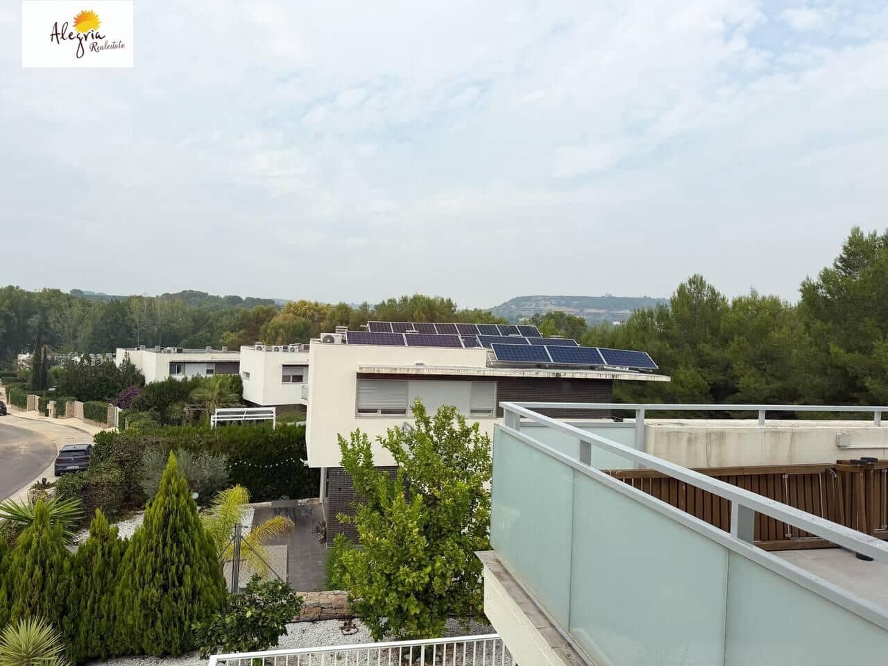 4 bedroom Villa for sale in Chiva with pool garage - € 459,000 (Ref: 7789941)