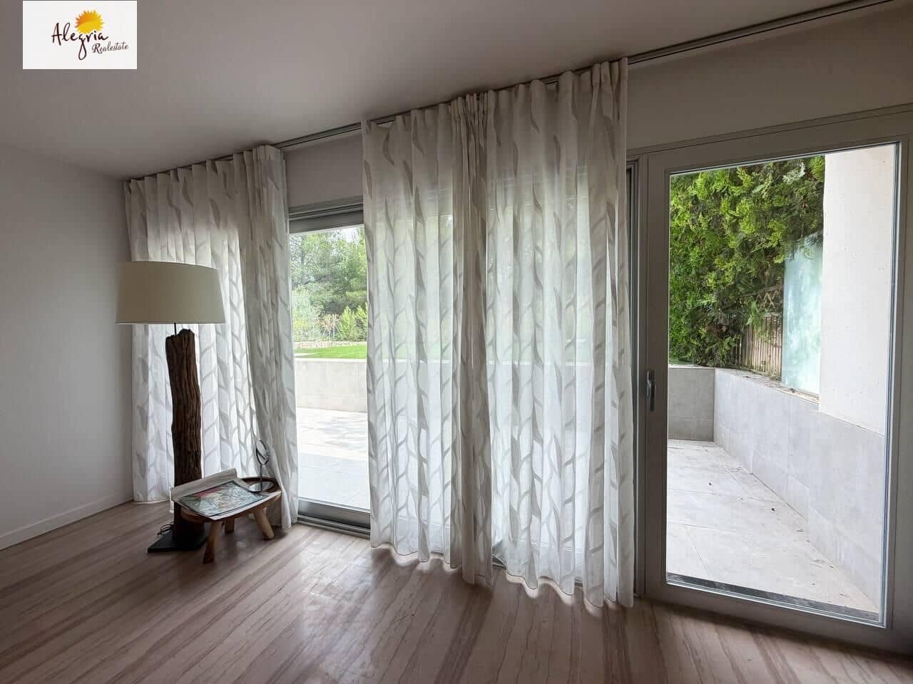 4 bedroom Villa for sale in Chiva with pool garage - € 459,000 (Ref: 7789941)