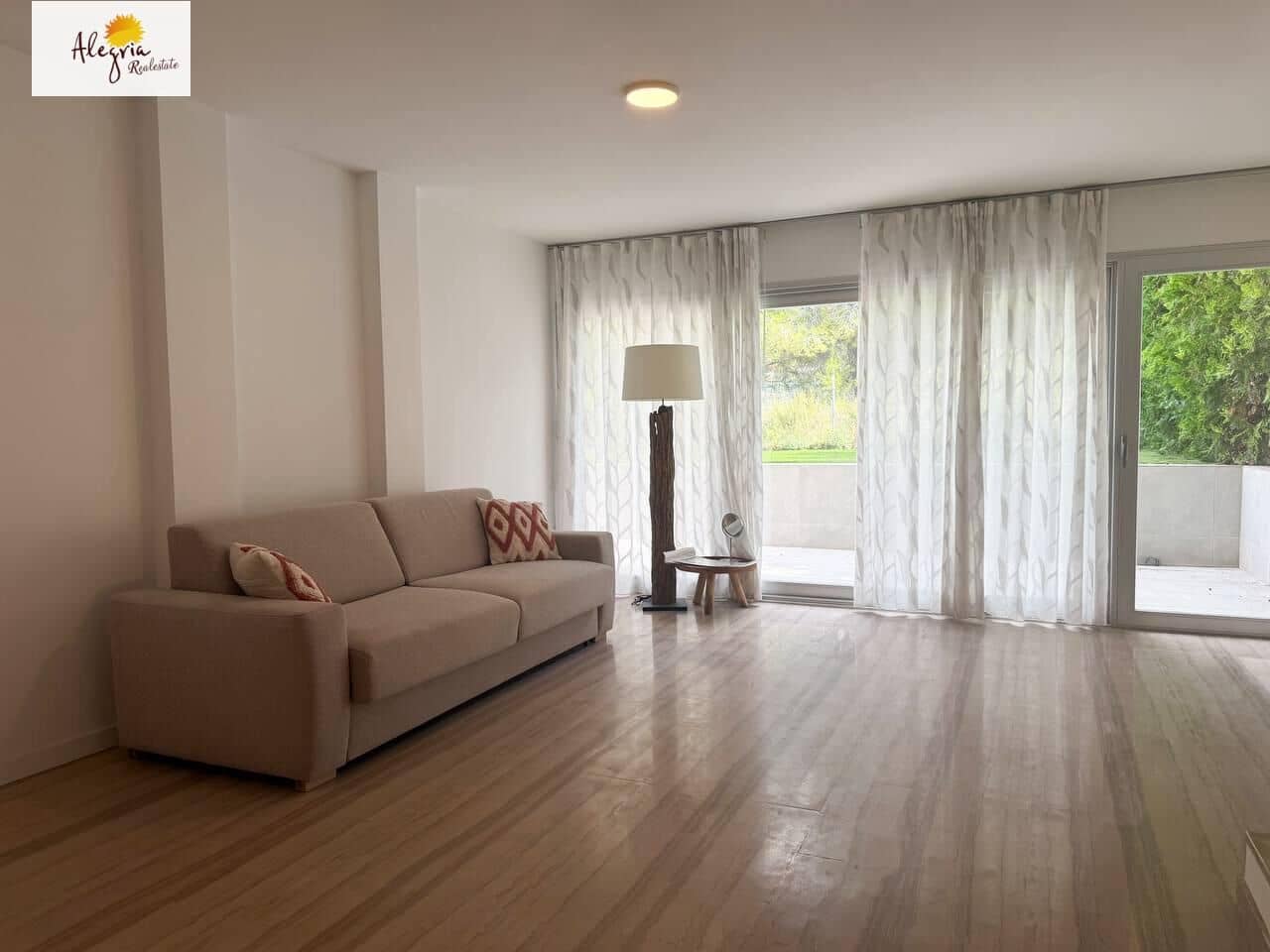 4 bedroom Villa for sale in Chiva with pool garage - € 459,000 (Ref: 7789941)