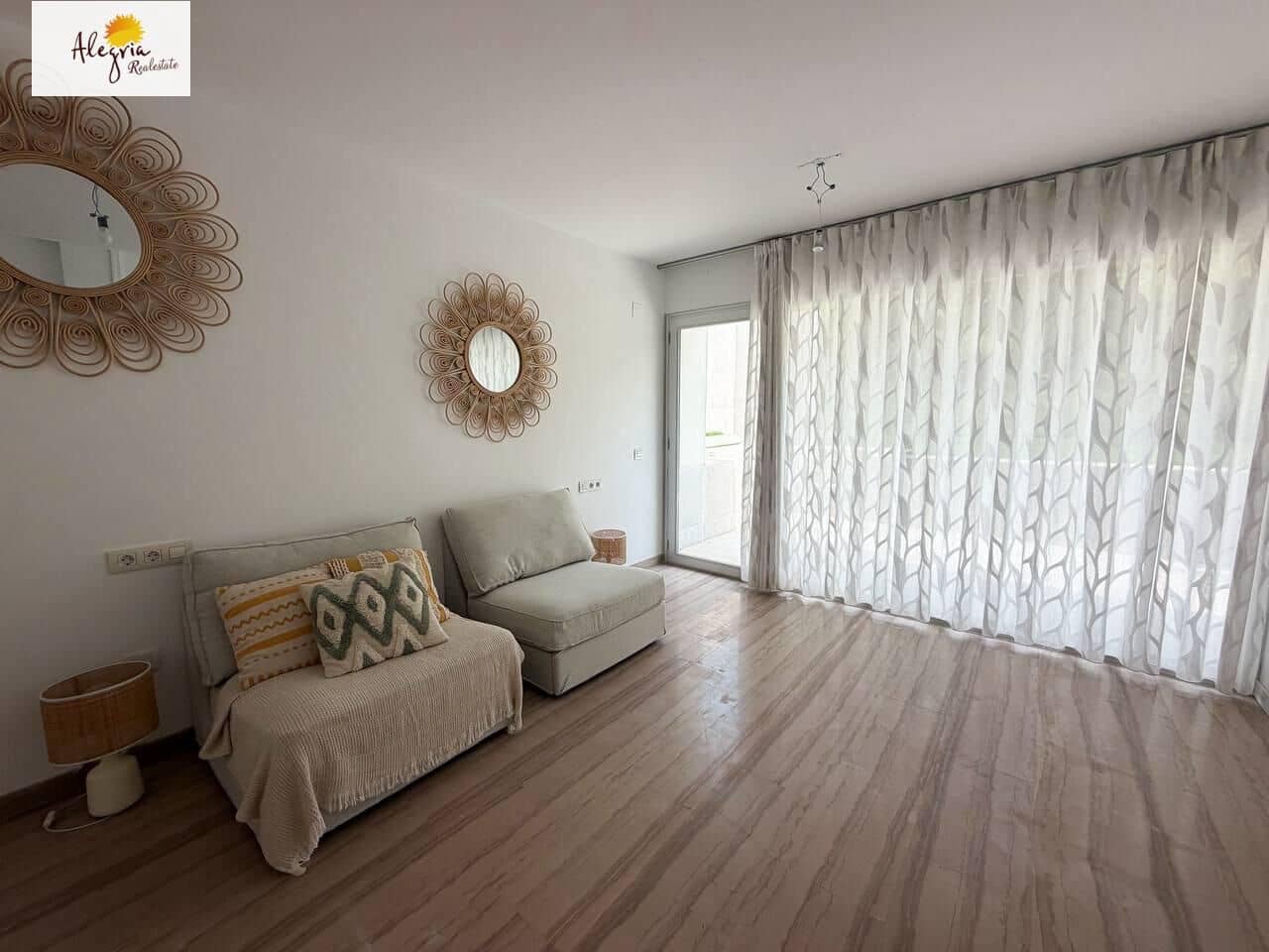 4 bedroom Villa for sale in Chiva with pool garage - € 459,000 (Ref: 7789941)
