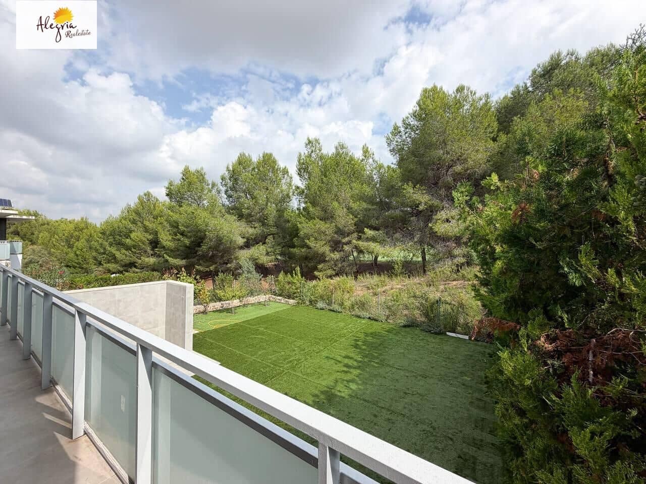 4 bedroom Villa for sale in Chiva with pool garage - € 459,000 (Ref: 7789941)
