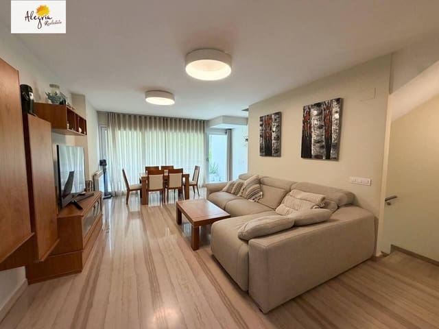 4 chambre Villa/Maison à vendre à Chiva avec piscine garage - 459 000 € (Ref: 7789941)