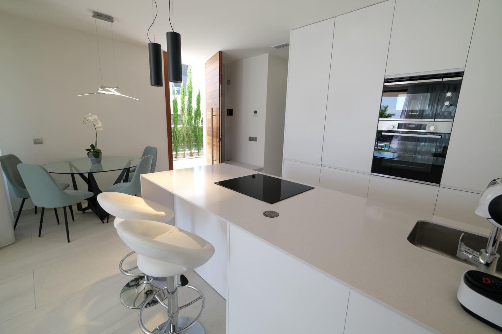 Villa/Maison de 3 chambres à louer à Finestrat avec piscine garage - 3 300 € (Ref: 7847335)