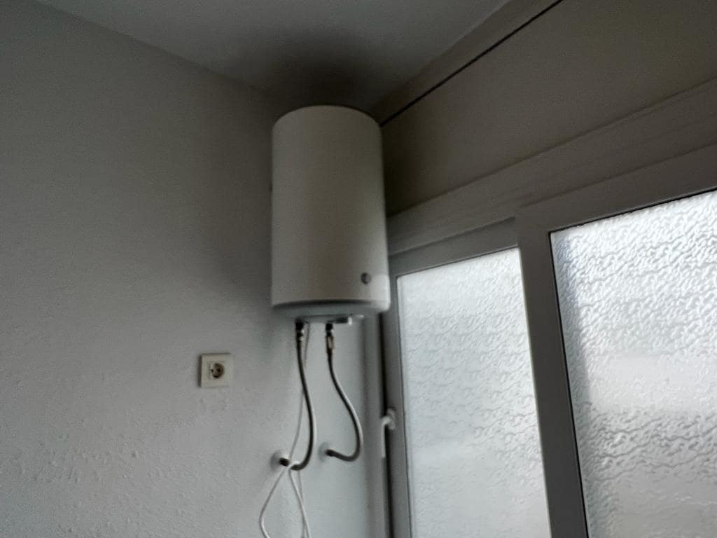 Appartement de 3 chambres à louer à Alicante ville - 950 € (Ref: 7865993)
