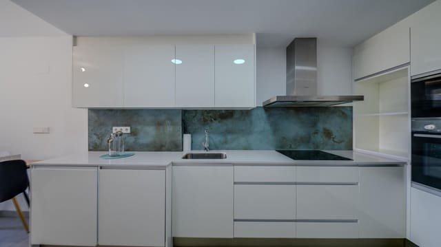 2 bedroom Bungalow for rent in Centro Urbano, La Villajoyosa / Vila Joiosa with pool garage - € 1,995 (Ref: 7885594)