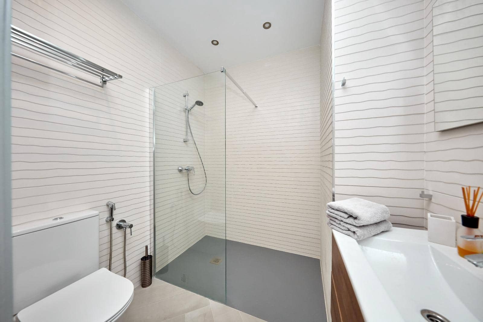 2 Zimmer Apartment zu vermieten in Alicante / Alacant Stadt - 1.500 € (Ref: 7973027)