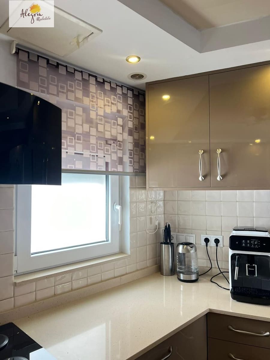 2 bedroom Apartment for rent in Valencia city - € 1,300 (Ref: 8005760)