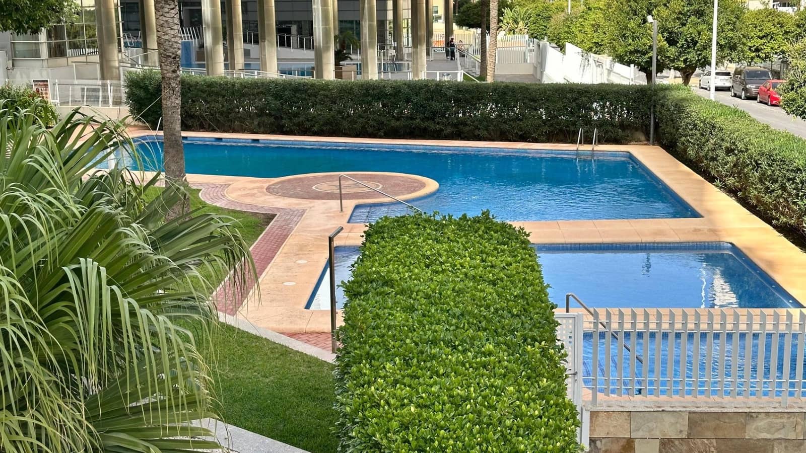 Appartement de 2 chambres à louer à La Villajoyosa / Vila Joiosa avec piscine - 950 € (Ref: 8017617)