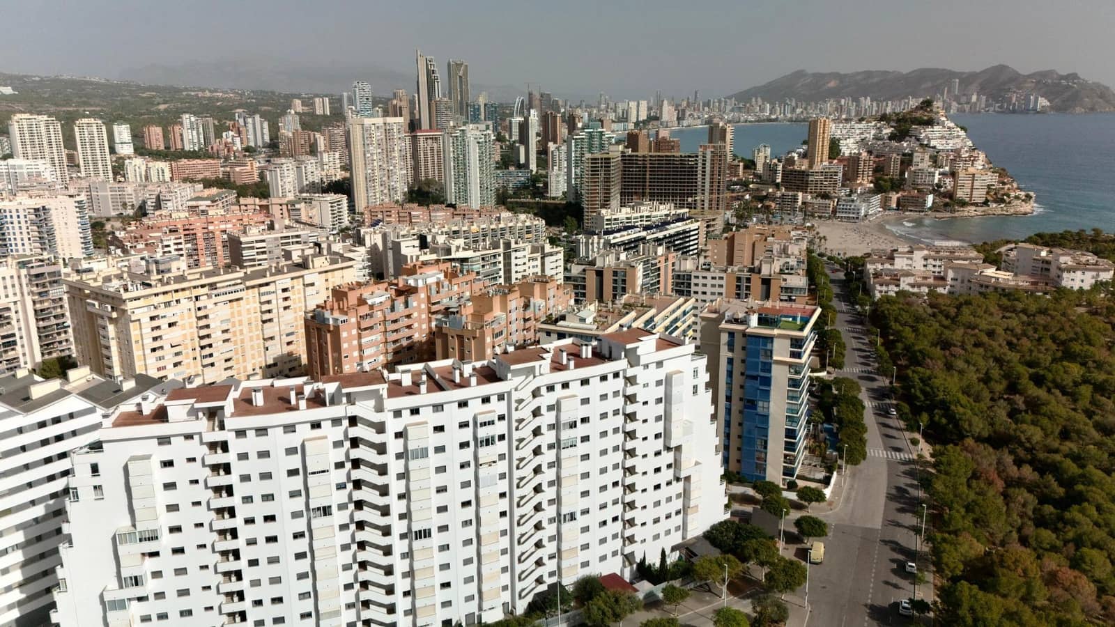 Appartement de 2 chambres à louer à La Villajoyosa / Vila Joiosa avec piscine - 950 € (Ref: 8017617)