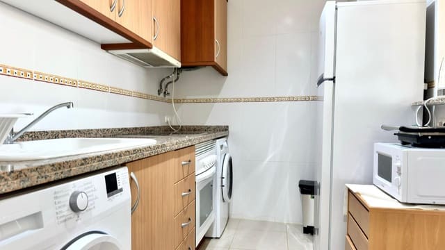 Apartamento de 2 habitaciones en La Villajoyosa / Vila Joiosa en alquiler con piscina - 950 € (Ref: 8017617)