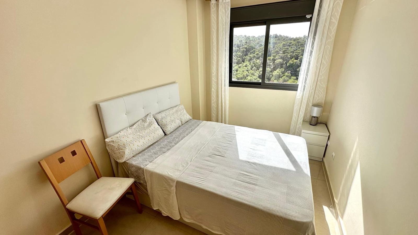 Appartement de 2 chambres à louer à La Villajoyosa / Vila Joiosa avec piscine - 950 € (Ref: 8017617)