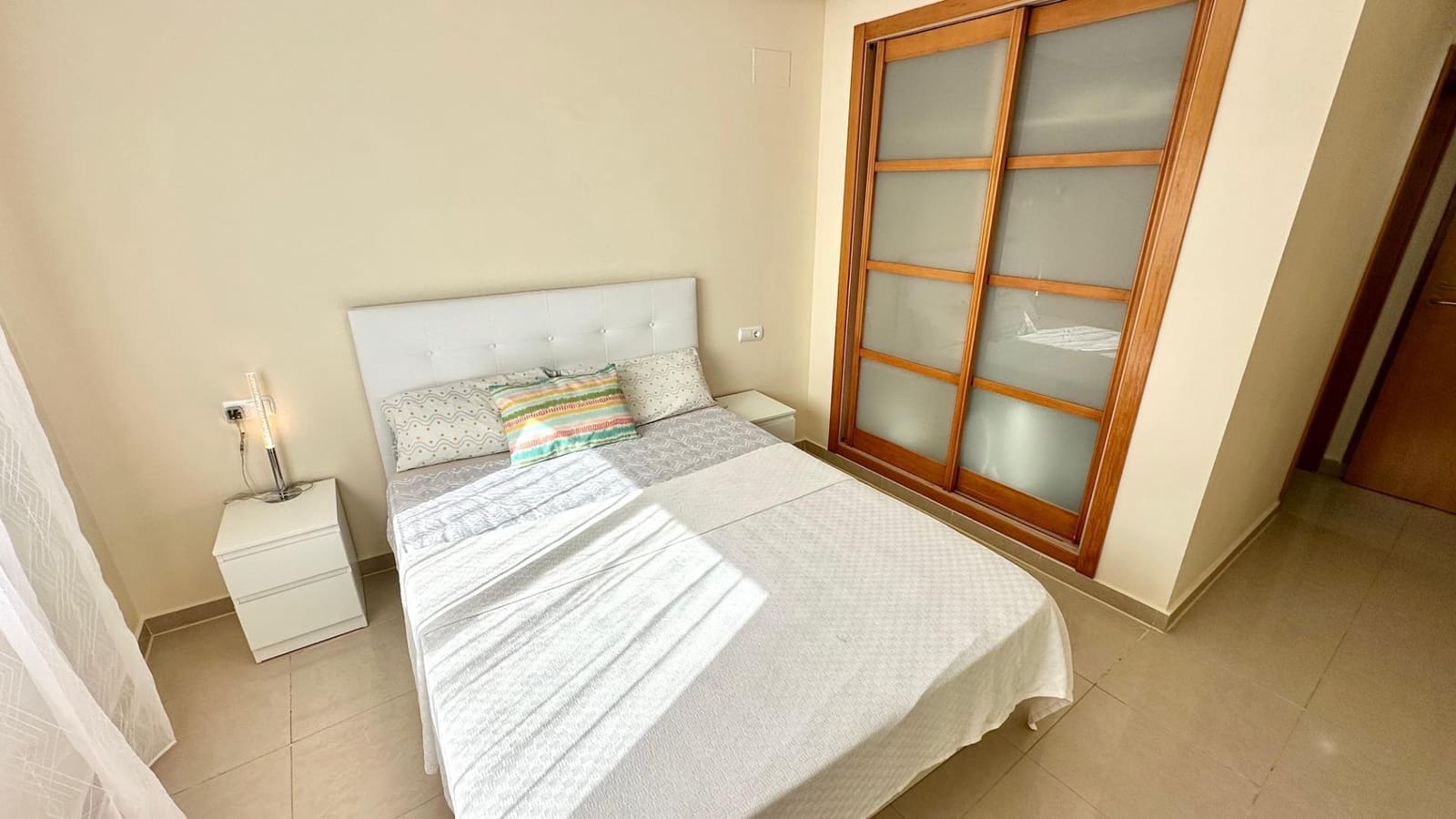 Appartement de 2 chambres à louer à La Villajoyosa / Vila Joiosa avec piscine - 950 € (Ref: 8017617)