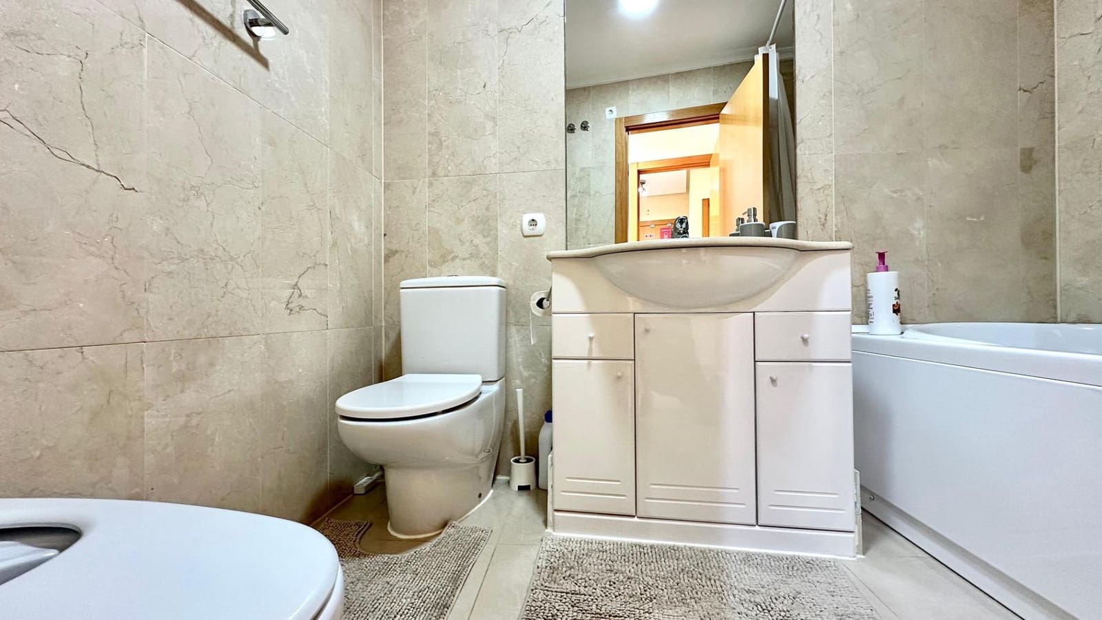 Appartement de 2 chambres à louer à La Villajoyosa / Vila Joiosa avec piscine - 950 € (Ref: 8017617)