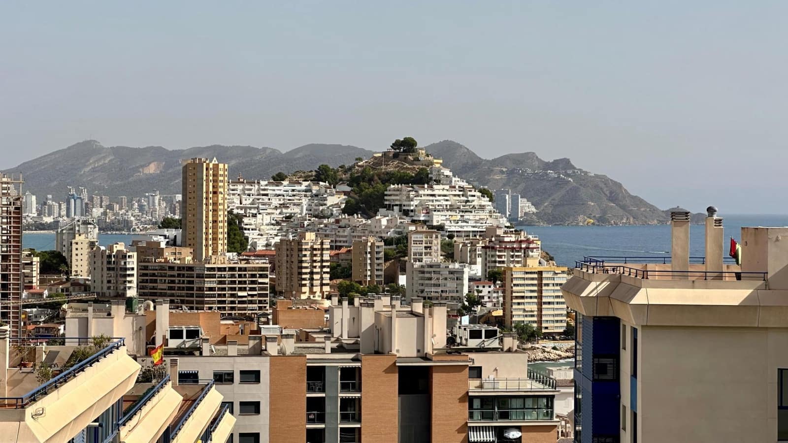 Appartement de 2 chambres à louer à La Villajoyosa / Vila Joiosa avec piscine - 950 € (Ref: 8017617)