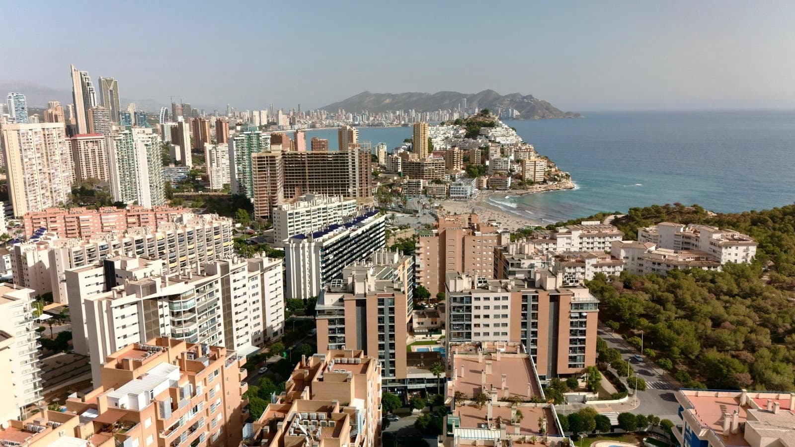 Appartement de 2 chambres à louer à La Villajoyosa / Vila Joiosa avec piscine - 950 € (Ref: 8017617)