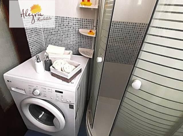 2 bedroom Apartment for rent in Valencia city - € 1,100 (Ref: 8026793)