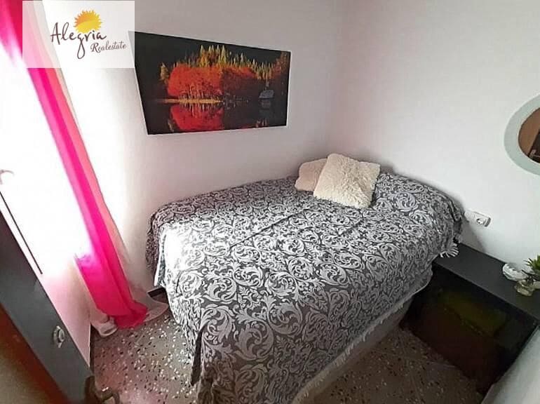 2 bedroom Apartment for rent in Valencia city - € 1,100 (Ref: 8026793)