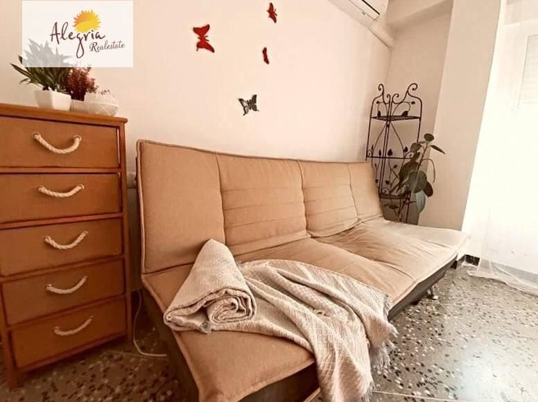 2 bedroom Apartment for rent in Valencia city - € 1,100 (Ref: 8026793)