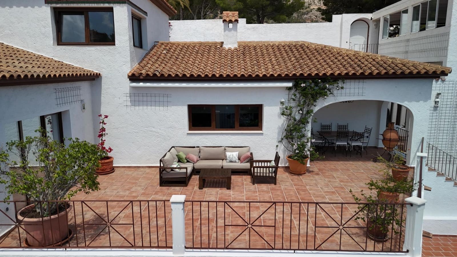 5 quarto Moradia para venda em Altea com piscina - 1 650 000 € (Ref: 8098099)
