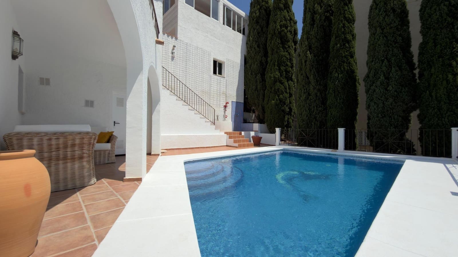 5 quarto Moradia para venda em Altea com piscina - 1 650 000 € (Ref: 8098099)