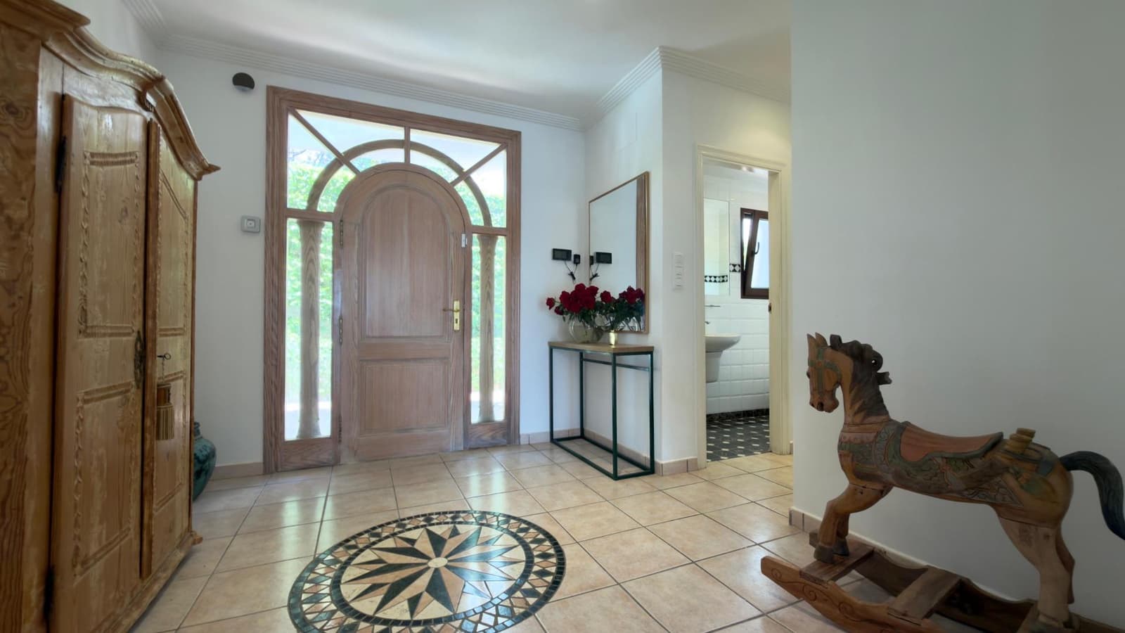 5 quarto Moradia para venda em Altea com piscina - 1 650 000 € (Ref: 8098099)