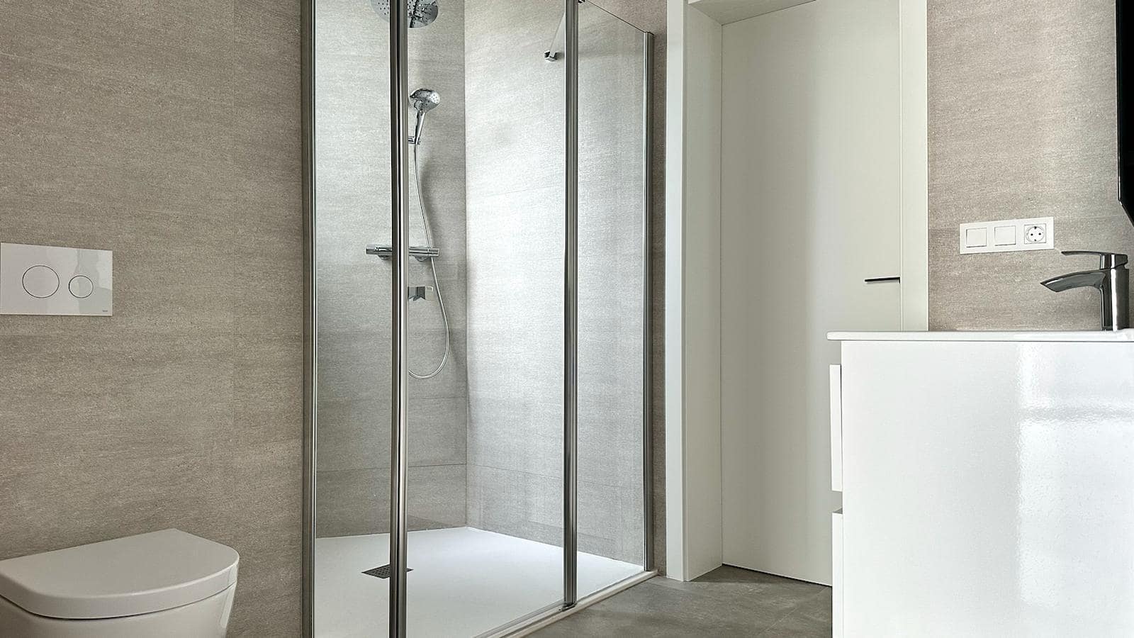 2 quarto Apartamento para venda em Benidorm com piscina garagem - 570 000 € (Ref: 8102276)