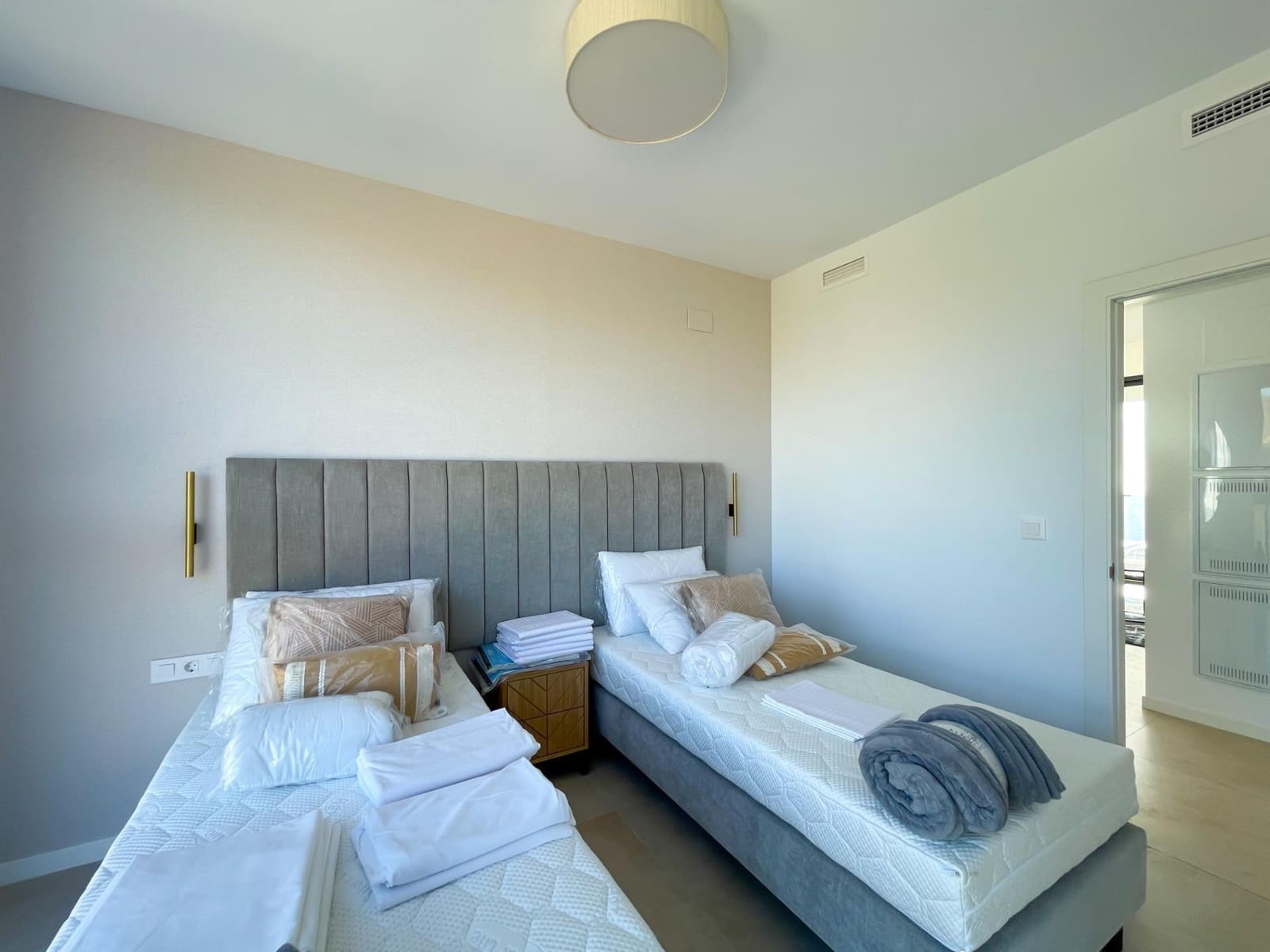 2 quarto Apartamento para venda em Benidorm com piscina garagem - 570 000 € (Ref: 8102276)