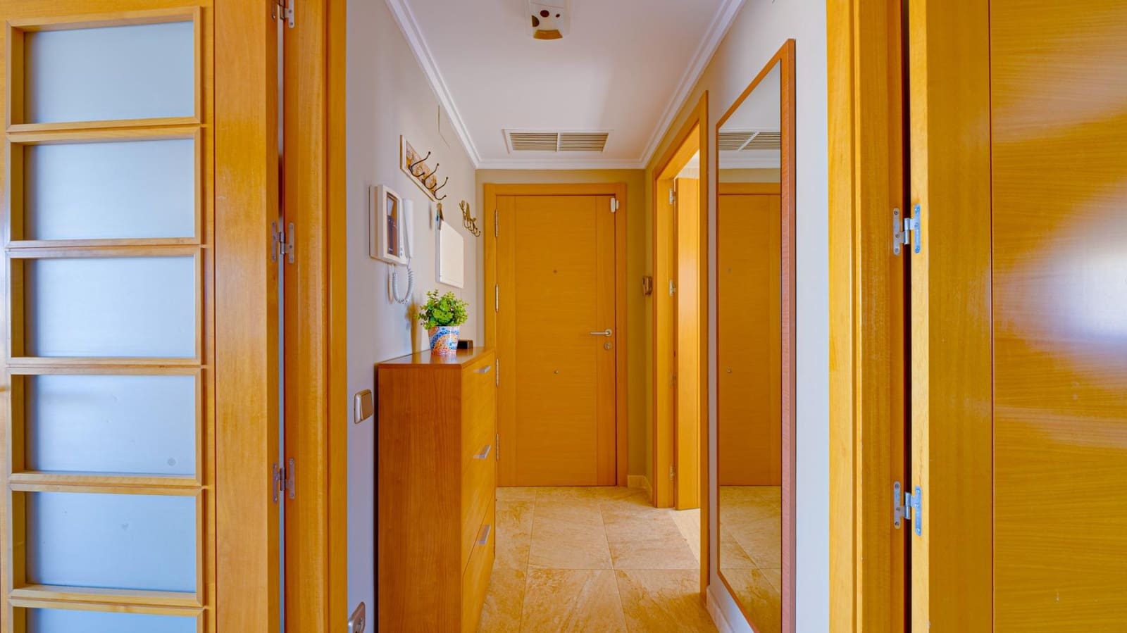 1 makuuhuone Kattohuoneisto vuokrattavana paikassa La Villajoyosa / Vila Joiosa mukana uima-altaan 
autotalli - 950 € (Ref: 8202167)