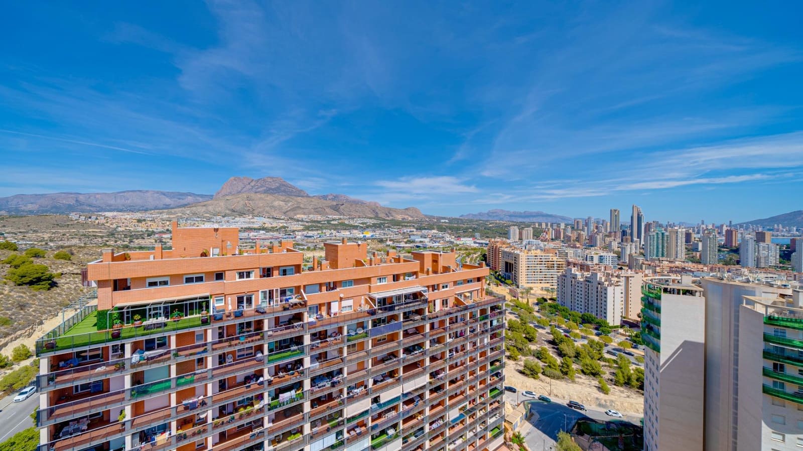 1 makuuhuone Kattohuoneisto vuokrattavana paikassa La Villajoyosa / Vila Joiosa mukana uima-altaan 
autotalli - 950 € (Ref: 8202167)