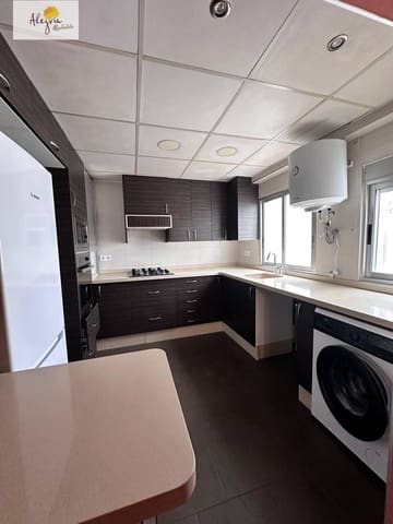 Appartement de 3 chambres à louer à Torrent - 900 € (Ref: 8263281)