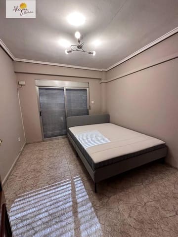 Appartement de 3 chambres à louer à Torrent - 900 € (Ref: 8263281)