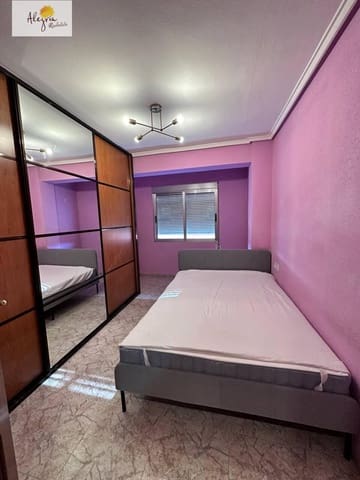 Appartement de 3 chambres à louer à Torrent - 900 € (Ref: 8263281)