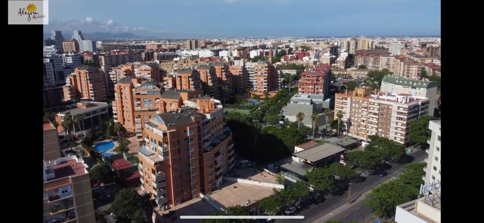 4 soveværelse Lejlighed til salg i Valencia by med swimmingpool - € 650.000 (Ref: 8311037)