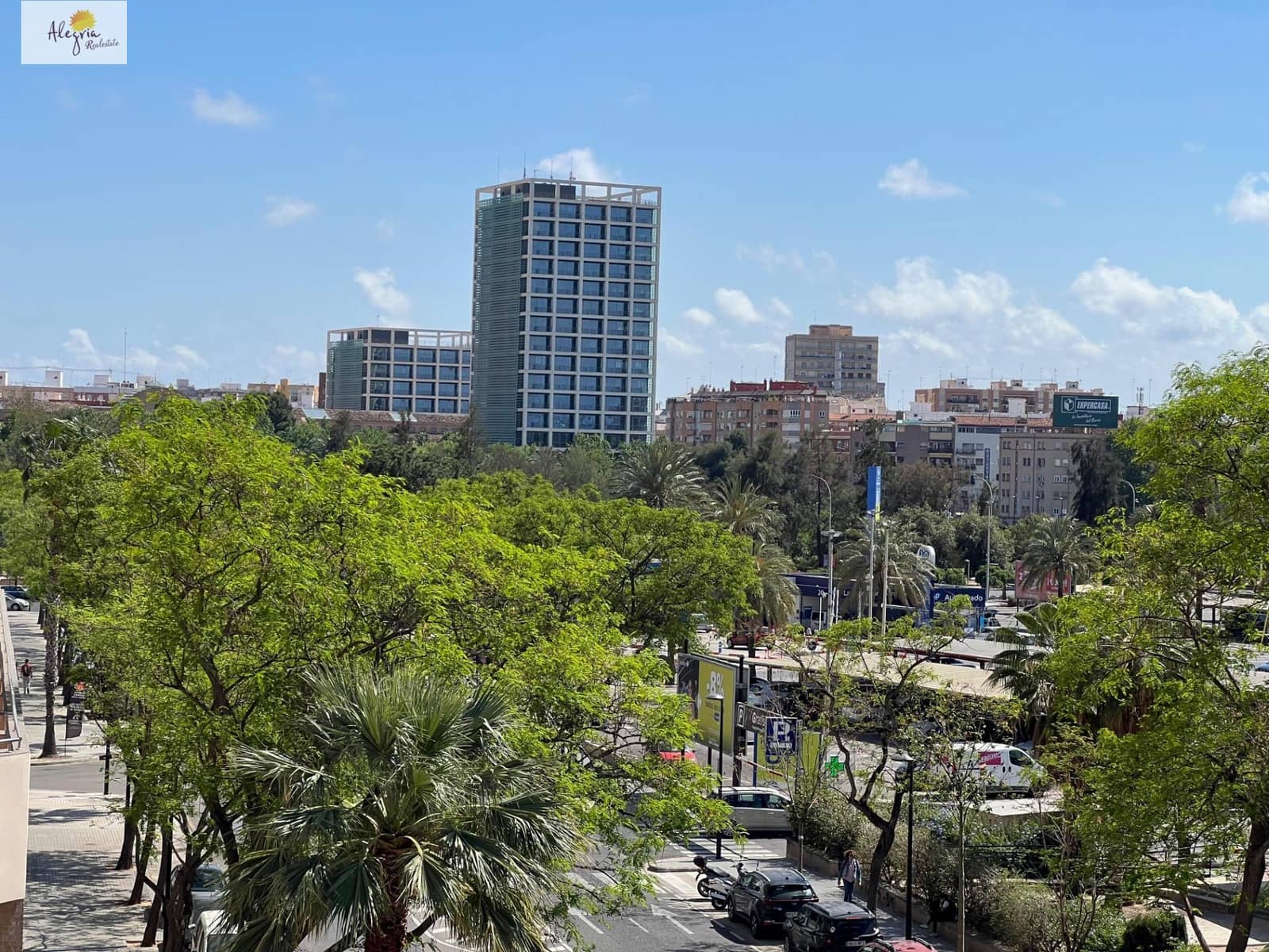 4 soveværelse Lejlighed til salg i Valencia by med swimmingpool - € 650.000 (Ref: 8311037)