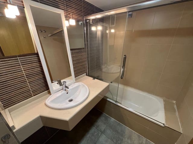 2 Zimmer Apartment zu verkaufen in Playa de San Juan, Alicante / Alacant Stadt mit Pool - 365.000 € (Ref: 8344972)