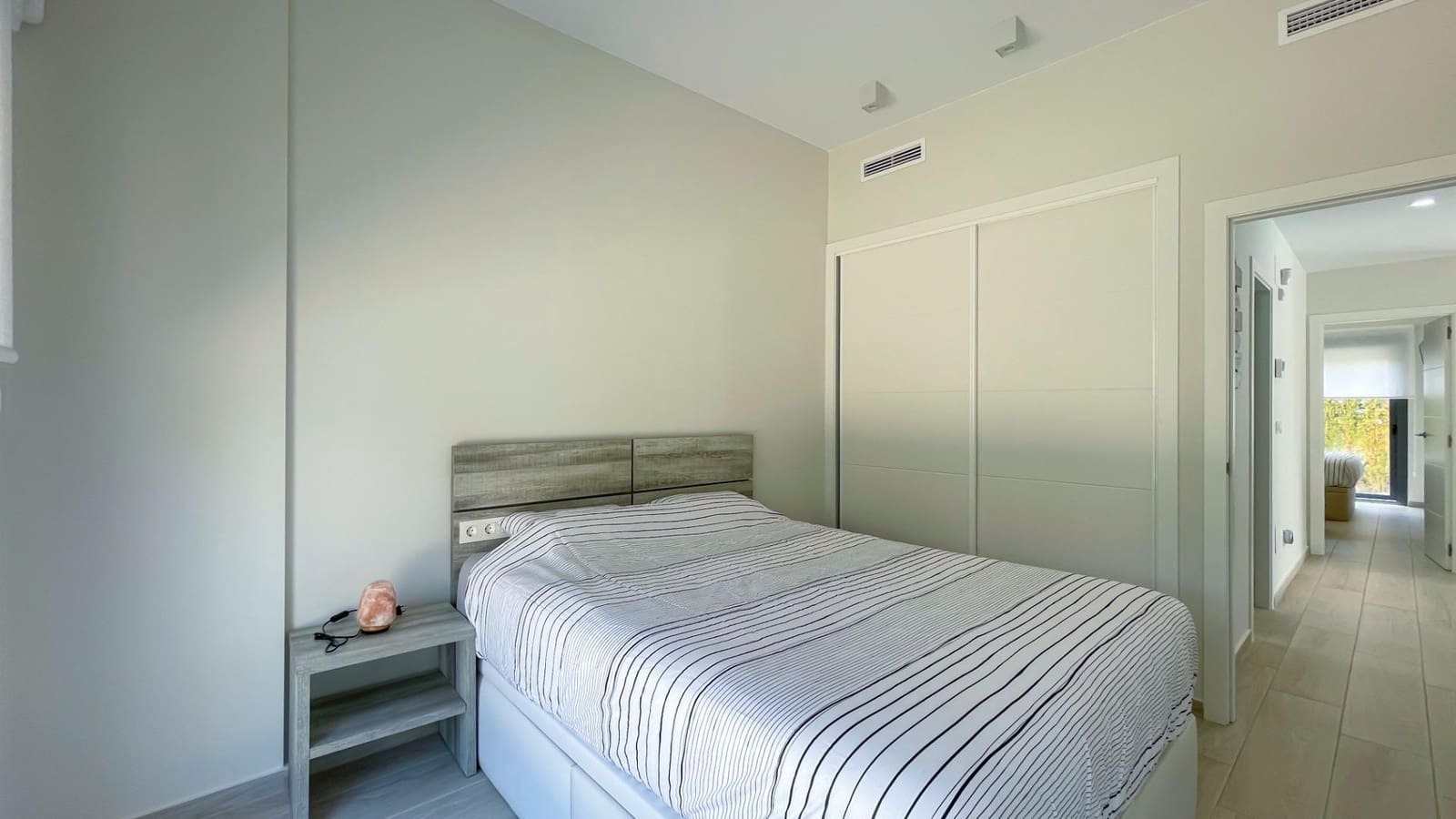 3 soveværelse Villa til leje i Finestrat med swimmingpool garage - € 3.200 (Ref: 8352220)